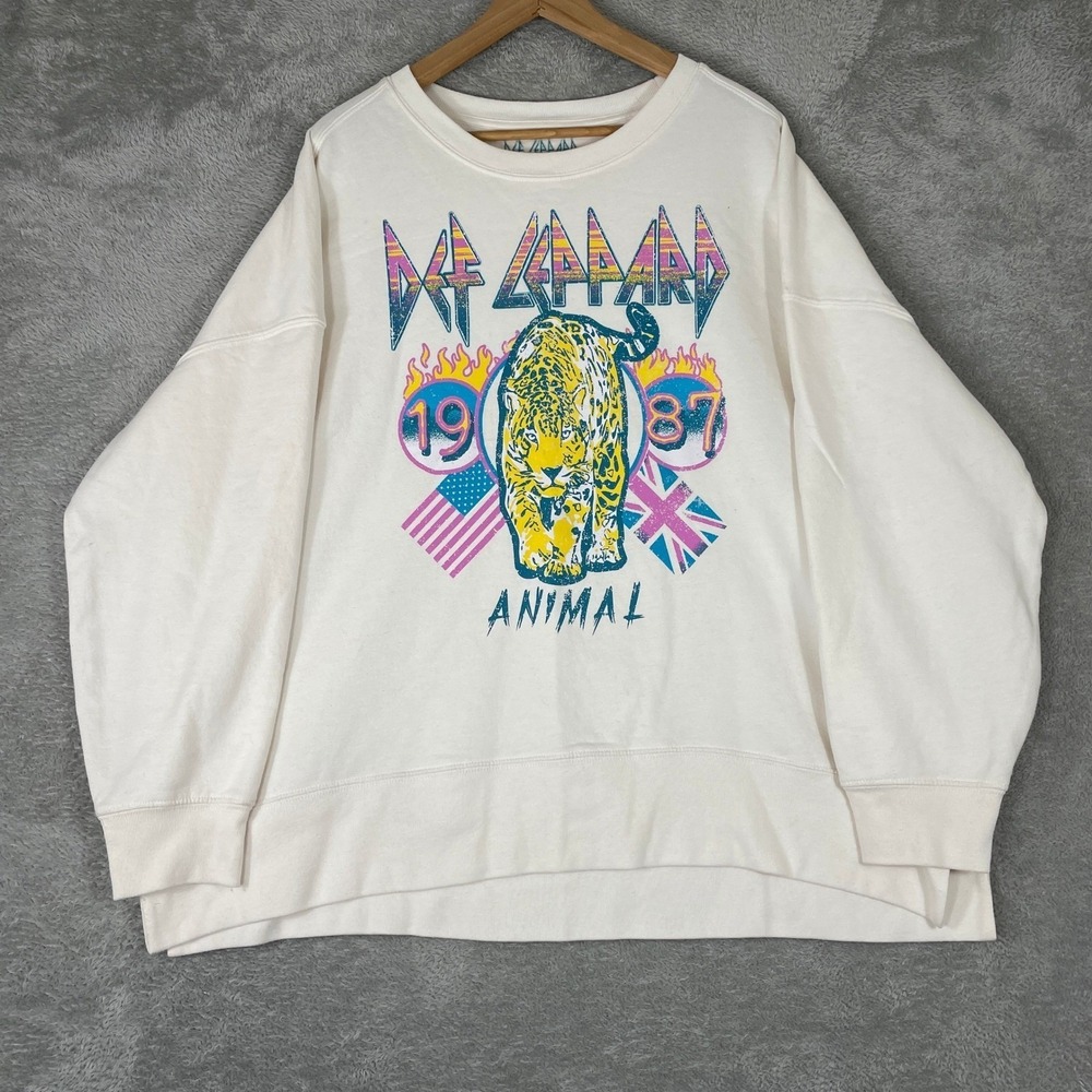 Def Leppard Animal Sweatshirt Womens 2XL White Hysteria 1987 Rock Band Graphic